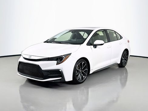 Used 2021 Toyota Corolla XSE FWD image 1