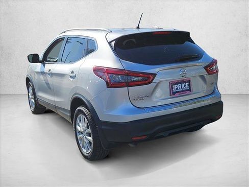 Used 2021 Nissan Rogue Sport SV image 7