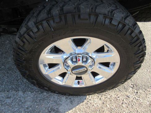 Used 2020 Ford F250 XLT w/ XLT Premium Package image 11