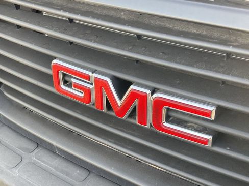 New 2025 GMC Savana 2500 Extended w/ Driver Convenience Package image 30