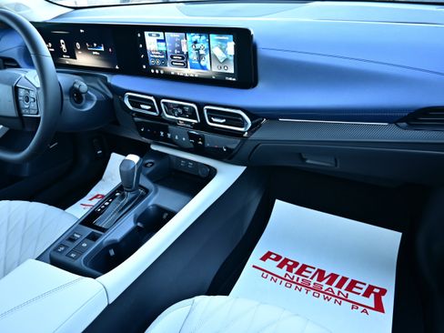 New 2026 Nissan Sentra SL FWD image 18