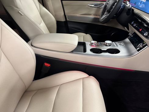 New 2026 Genesis GV70 2.5T Select AWD/4WD image 16