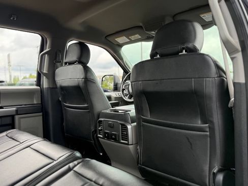 Used 2020 Ford F150 XLT w/ Equipment Group 302A Luxury AWD/4WD image 18