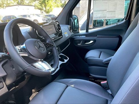 New 2026 Mercedes-Benz Sprinter 2500 image 8