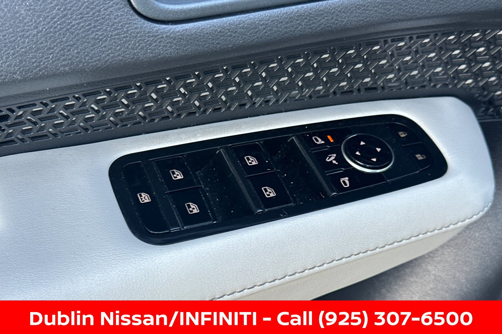 Certified 2023 Nissan Ariya FWD image 13