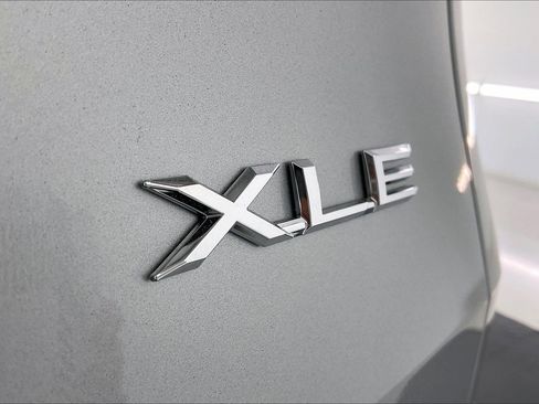 New 2026 Toyota Grand Highlander AWD Hybrid image 17