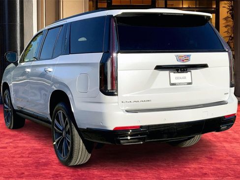 New 2026 Cadillac Escalade Sport image 4