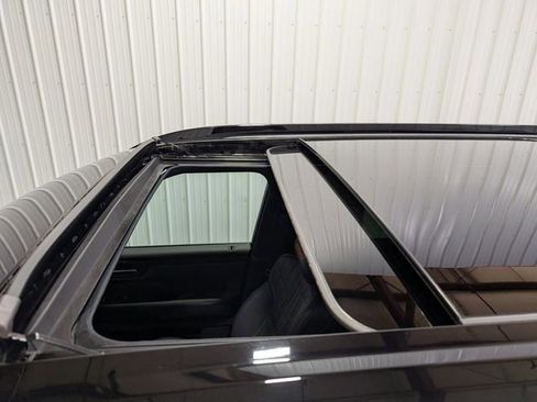 Used 2025 Nissan Armada PRO-4X w/ Pro-4X Premium Package image 8