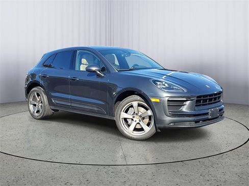 Used 2022 Porsche Macan image 1