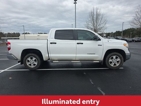 Used 2016 Toyota Tundra SR5 image 12