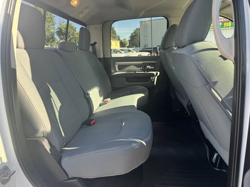 Used 2015 RAM 3500 SLT AWD/4WD image 15