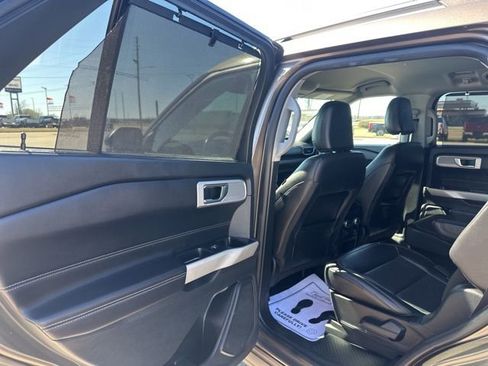 Used 2021 Ford Explorer Limited w/ Equipment Group 301A image 25