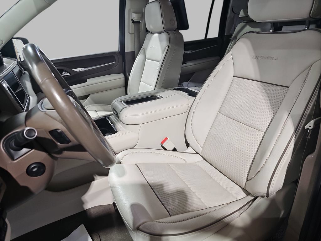 Certified 2021 GMC Yukon XL Denali w/ Denali Premium Package AWD/4WD image 21