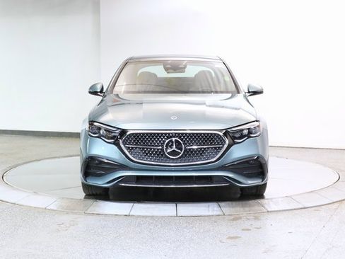 Certified 2024 Mercedes-Benz E 350 4MATIC Sedan w/ Airmatic Package image 10