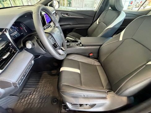 Certified 2026 Toyota Camry SE w/ Convenience Package FWD image 21