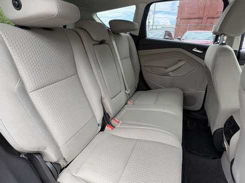Used 2017 Ford Escape SE AWD/4WD image 13