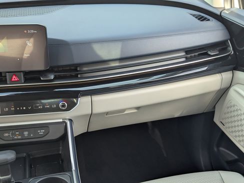 New 2026 Kia Carnival SX Prestige image 15