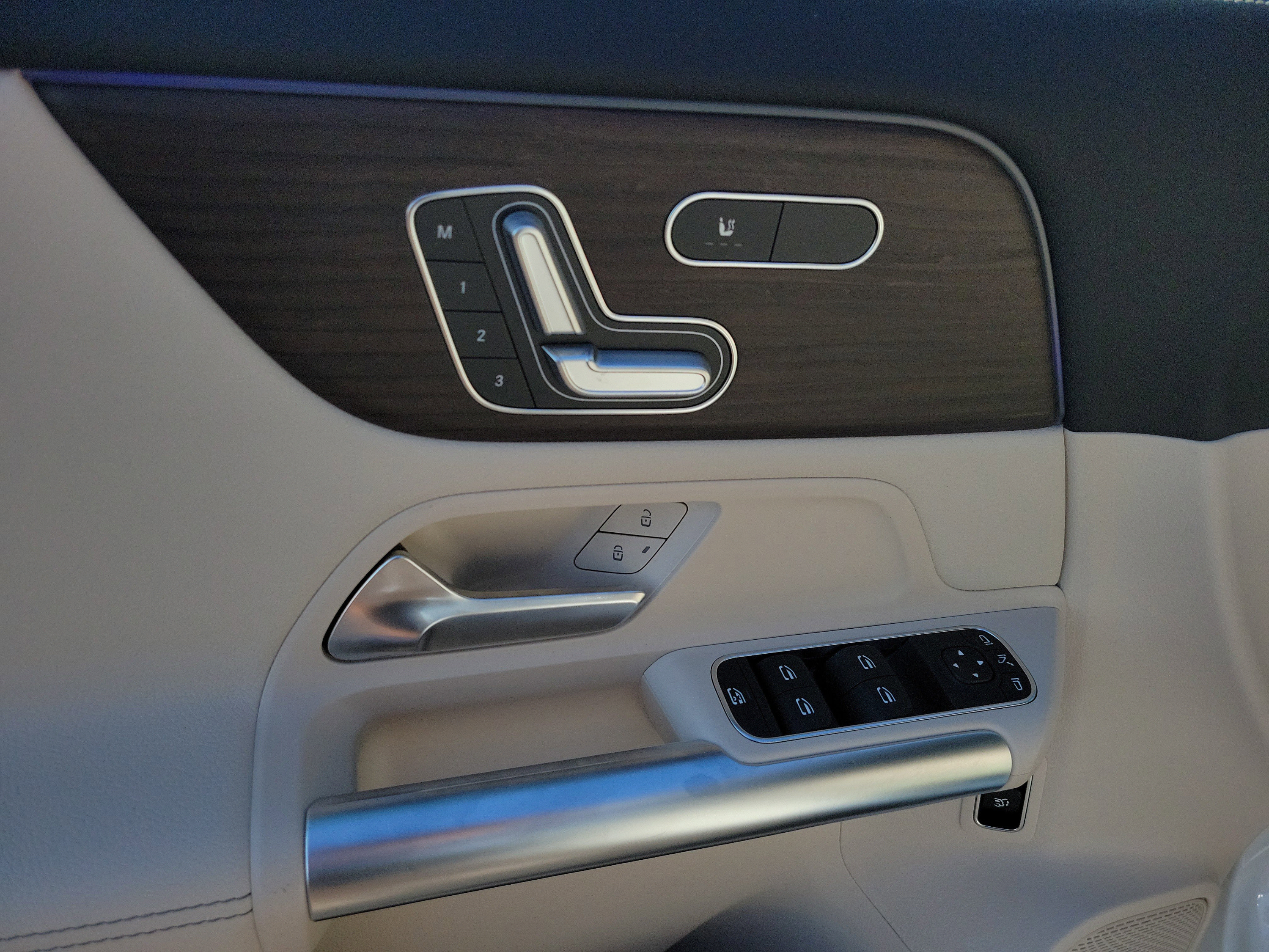 Certified 2026 Mercedes-Benz GLA 250 image 17