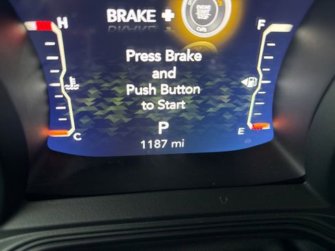 New 2025 Jeep Gladiator Willys image 19