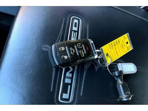 Used 2019 RAM 1500 Limited image 14