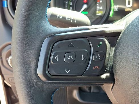 Used 2025 Jeep Wrangler Unlimited Rubicon 4xe w/ Safety Group AWD/4WD image 20