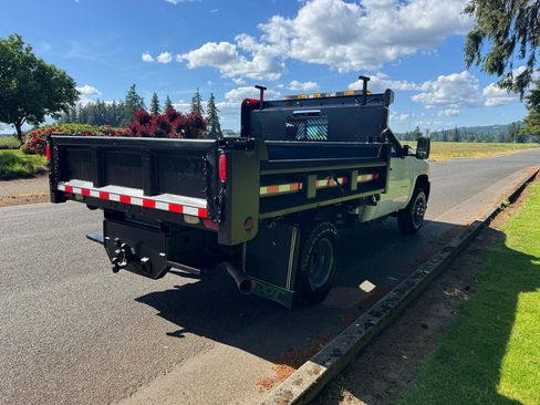 Used 2011 Chevrolet Silverado 3500 W/T RWD image 5