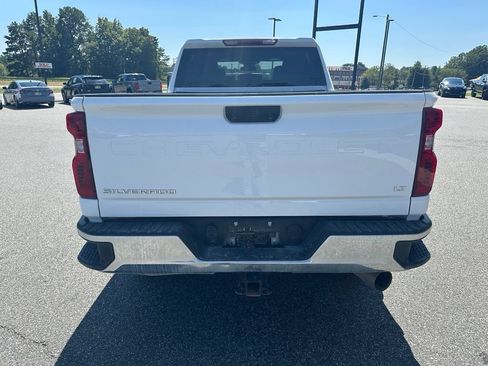 Used 2025 Chevrolet Silverado 2500 LT w/ Convenience Package AWD/4WD image 6