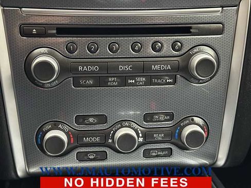 Used 2019 Nissan Pathfinder SL image 26