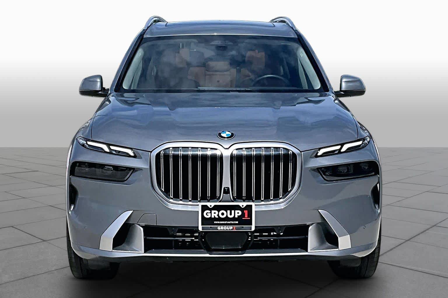 Used 2024 BMW X7 xDrive40i AWD/4WD image 4