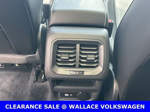 Certified 2022 Volkswagen Tiguan SE FWD image 15
