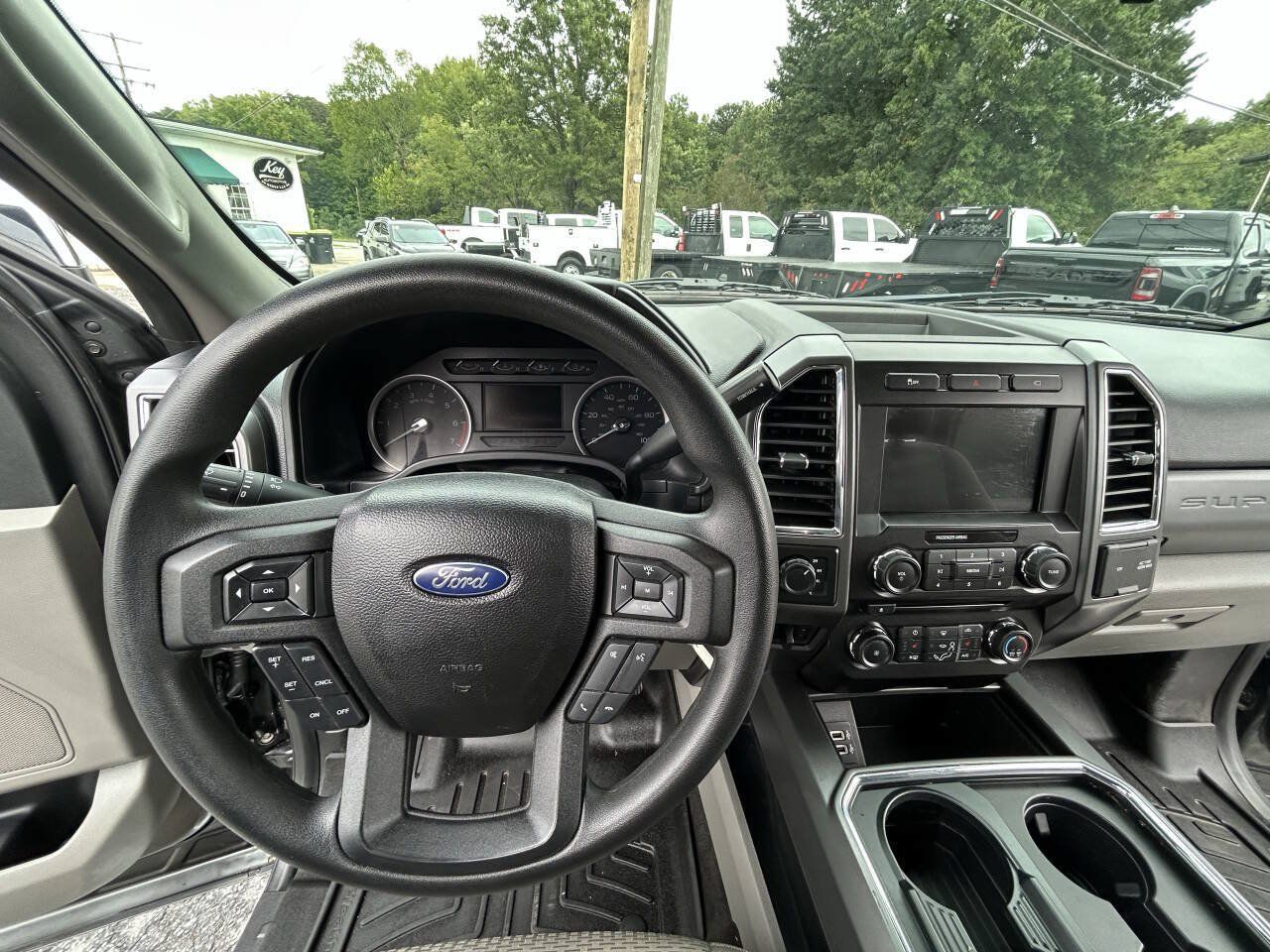 Used 2018 Ford F250 XLT w/ XLT Premium Package AWD/4WD image 15