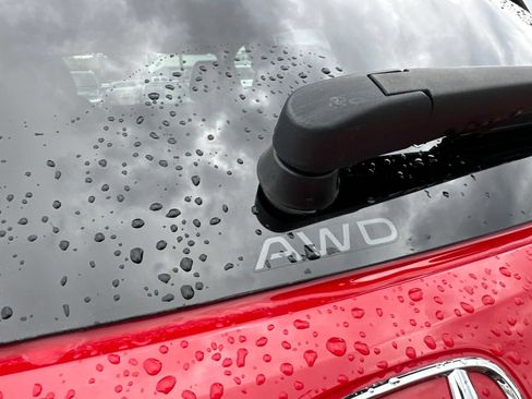 Used 2024 Honda HR-V Sport image 8