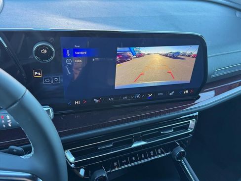 New 2026 Chevrolet Traverse Z71 w/ LPO, Floor Liner Package image 10