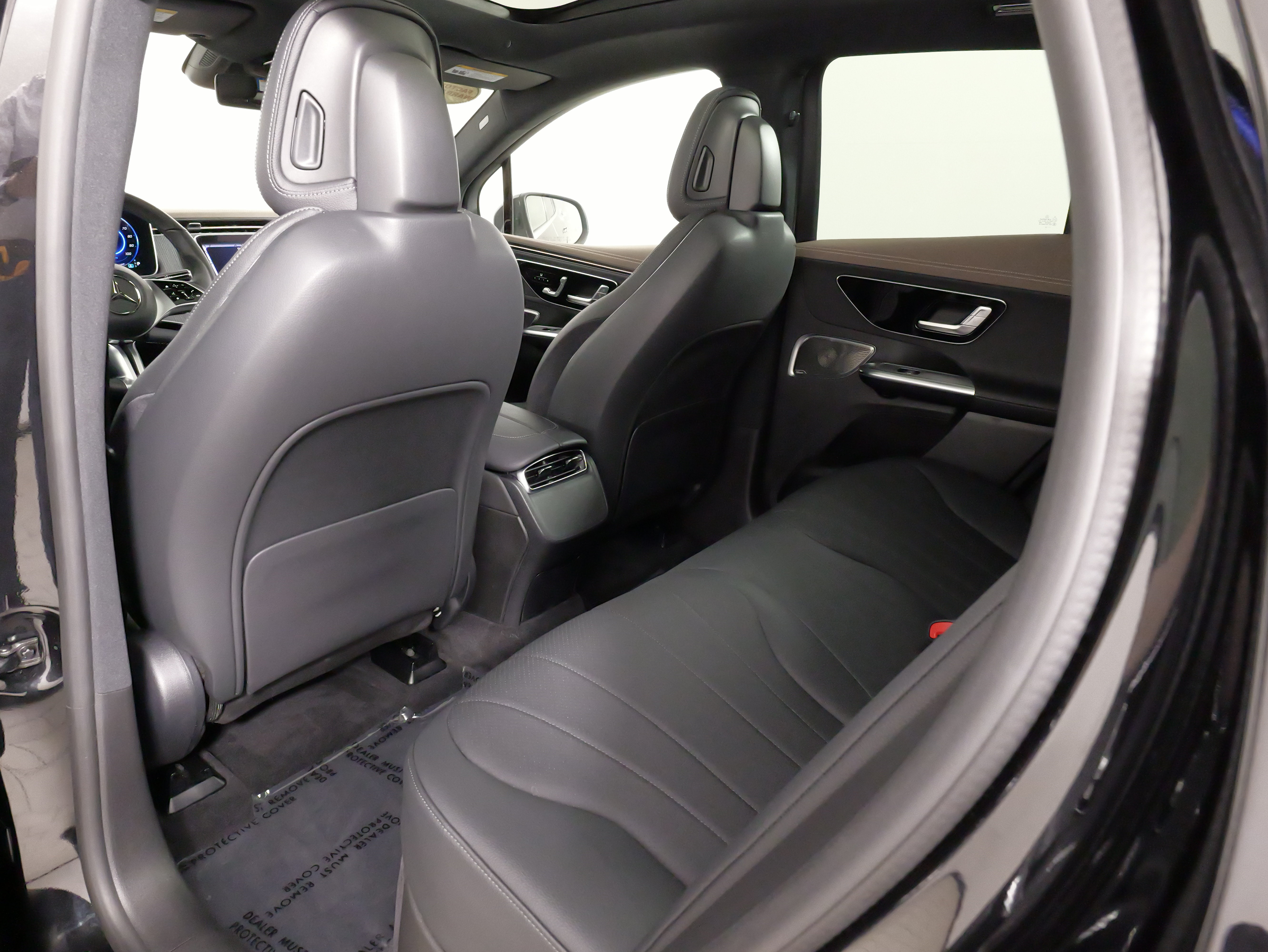 Used 2023 Mercedes-Benz EQE 350+ 4MATIC SUV image 32