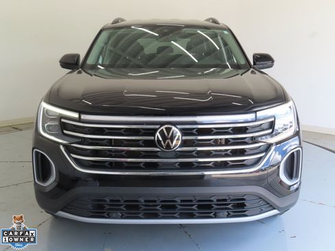 Certified 2024 Volkswagen Atlas SE FWD image 9
