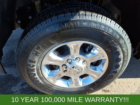 New 2026 RAM 2500 Big Horn AWD/4WD image 9