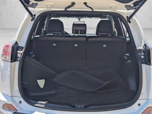 Used 2016 Toyota RAV4 SE AWD/4WD image 7