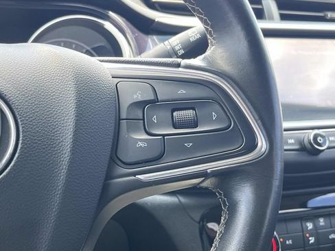 Certified 2021 Buick Encore GX Preferred w/ Sport Touring Package FWD image 29