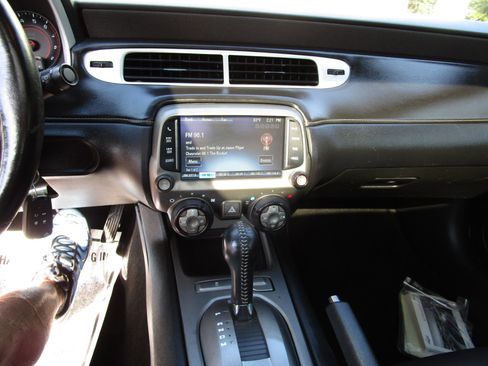 Used 2014 Chevrolet Camaro SS w/ RS Package image 8