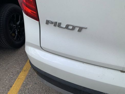 Used 2016 Honda Pilot Touring image 5