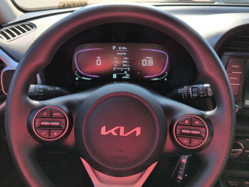 Certified 2023 Kia Soul LX w/ LX Technology Package image 14