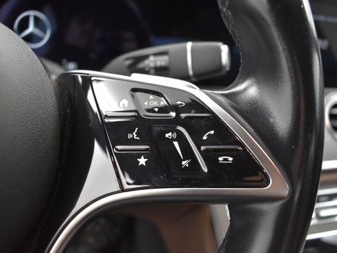 Used 2021 Mercedes-Benz E 450 4MATIC Sedan w/ Premium Package image 7