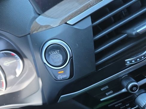 Used 2019 BMW X3 sDrive30i w/ Premium Package image 32