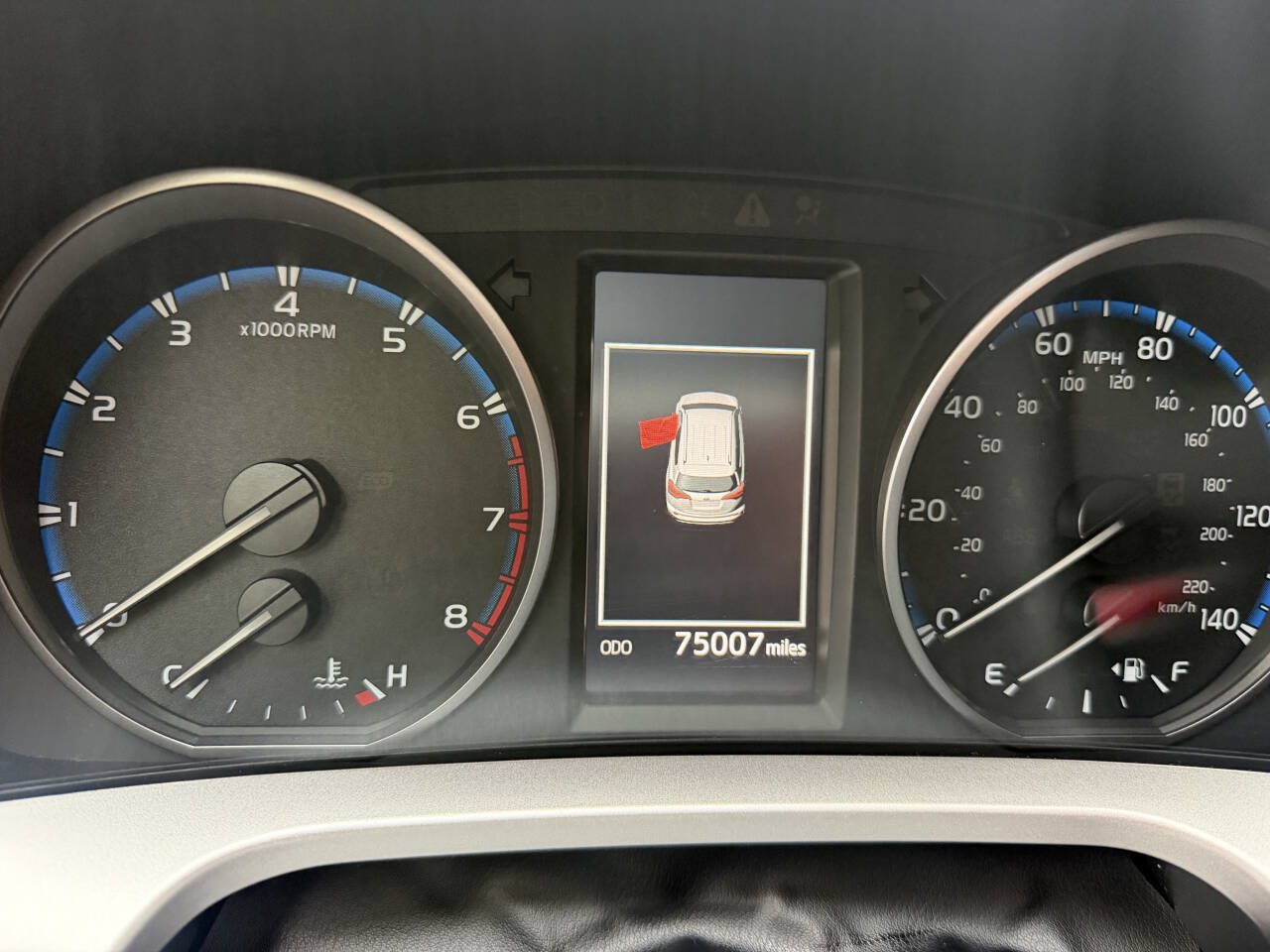 Used 2017 Toyota RAV4 XLE FWD image 19