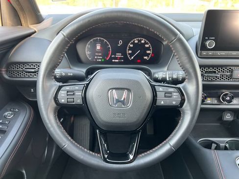 Used 2024 Honda HR-V Sport image 18