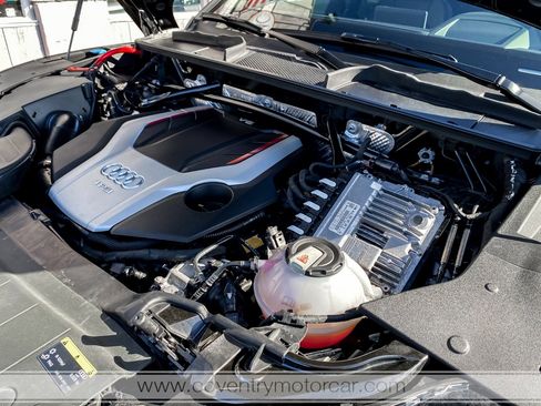 Used 2018 Audi SQ5 Prestige w/ Prestige Package image 10