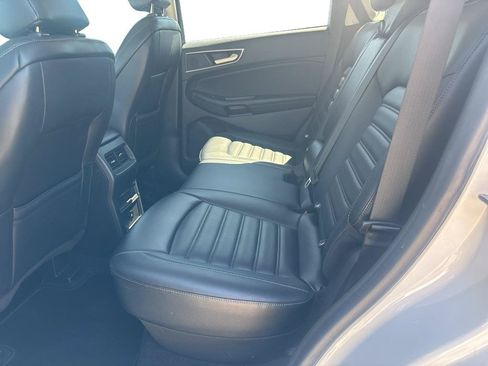 Used 2024 Ford Edge SEL AWD/4WD image 7