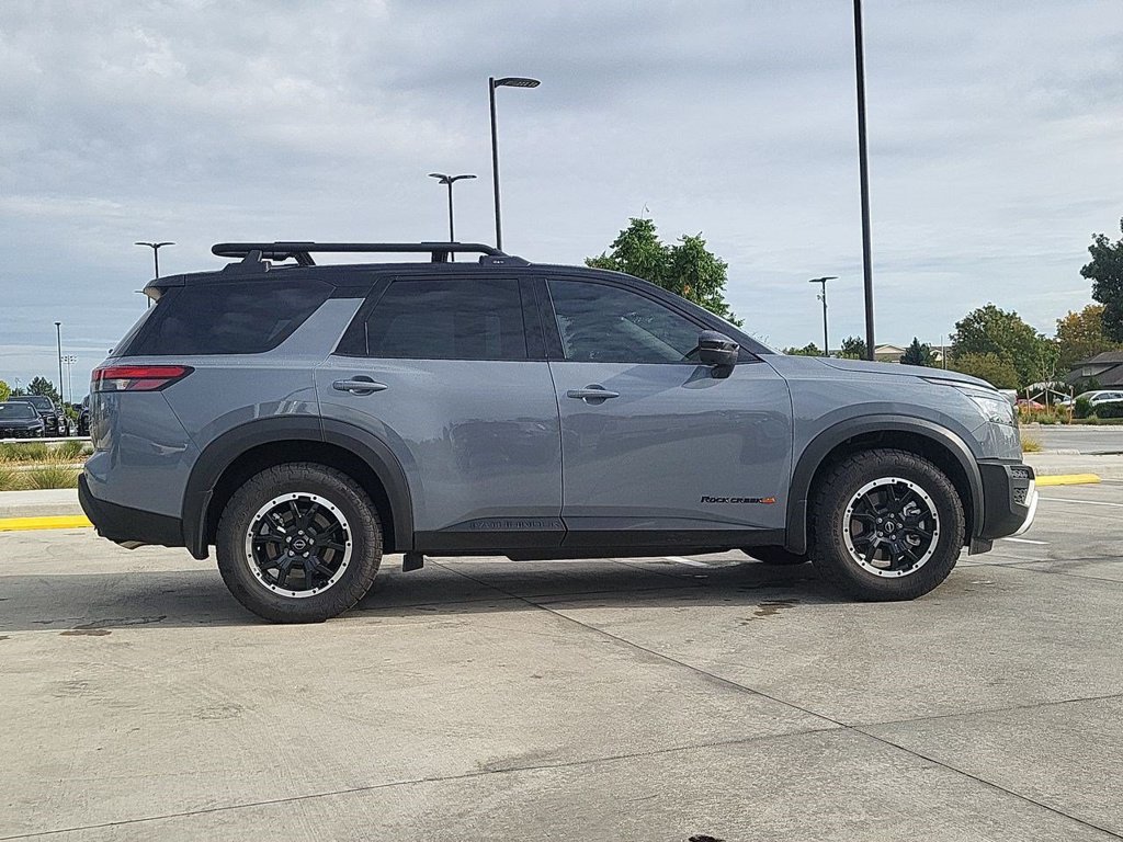 Used 2023 Nissan Pathfinder Rock Creek AWD/4WD image 9