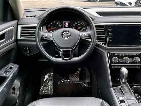 Used 2018 Volkswagen Atlas SEL image 5