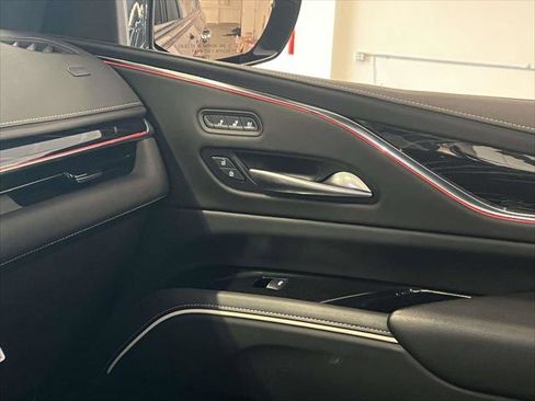 Certified 2024 Cadillac Escalade Sport w/ Touring Package image 37